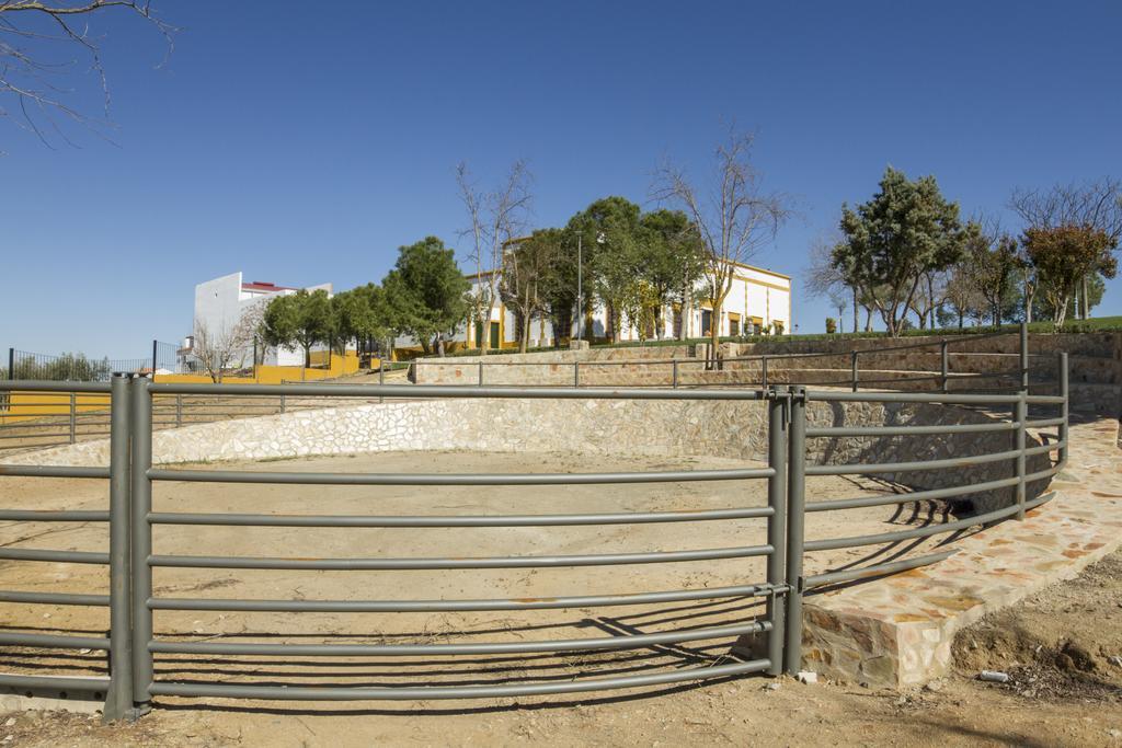 Hotel Bodega El Moral Ribera del Fresno Ngoại thất bức ảnh