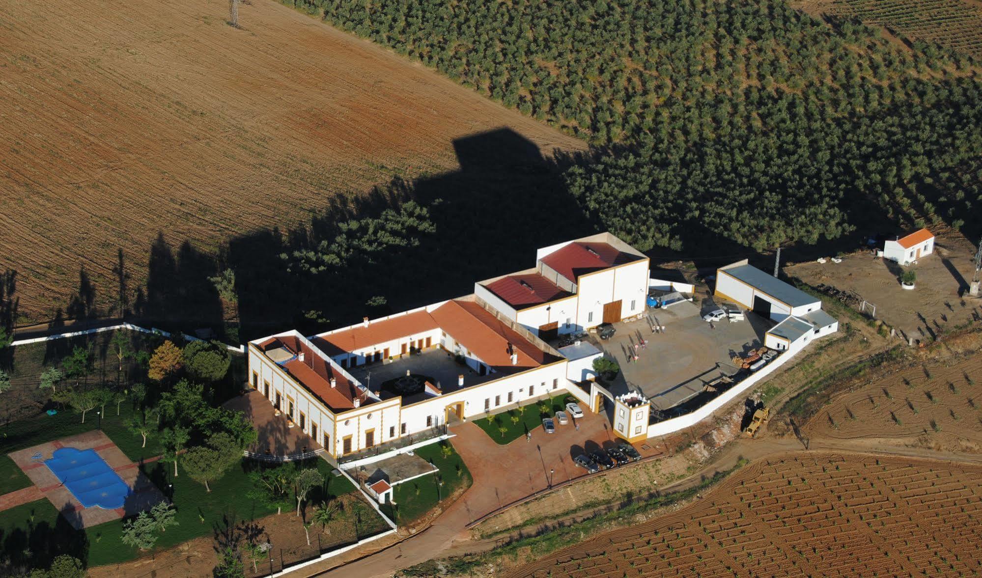 Hotel Bodega El Moral Ribera del Fresno Ngoại thất bức ảnh